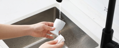 PODSTAWKI NA JAJKA kieliszki białe porcelanowe zestaw 12 sztuk do jajek
